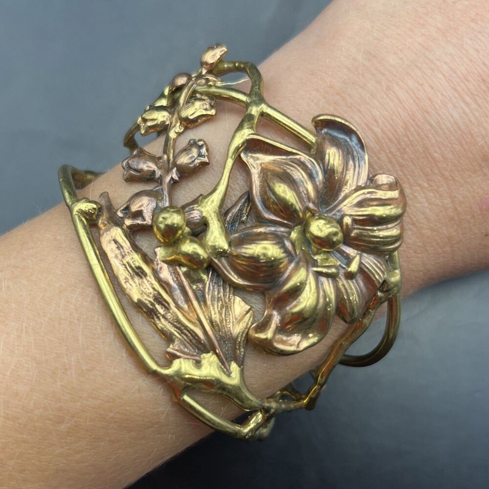 Vintage Chunky Floral Brass Cuff Bracelet Gold Tone Copper Brutalist